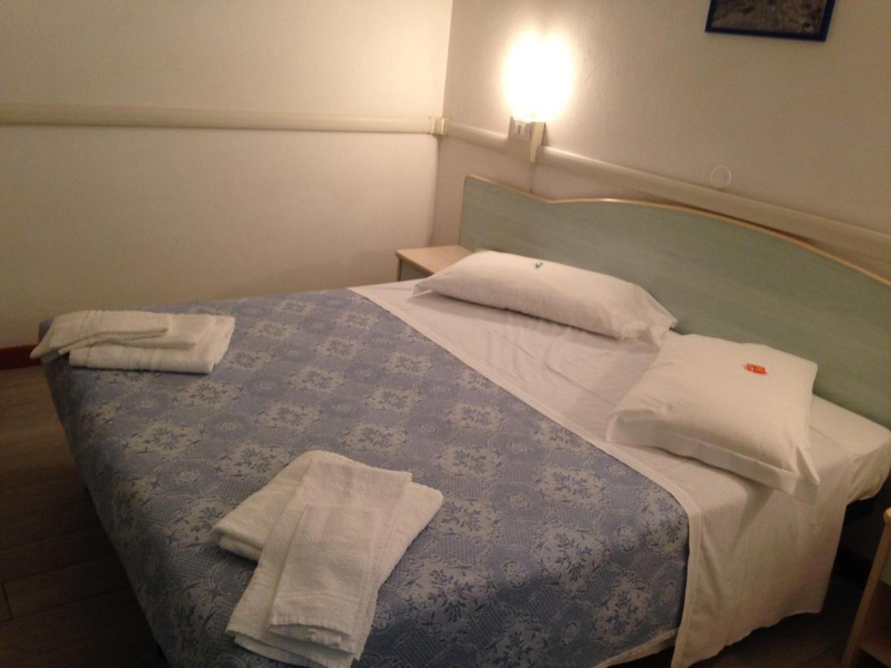 Hotel Carol Cesenatico Exteriér fotografie
